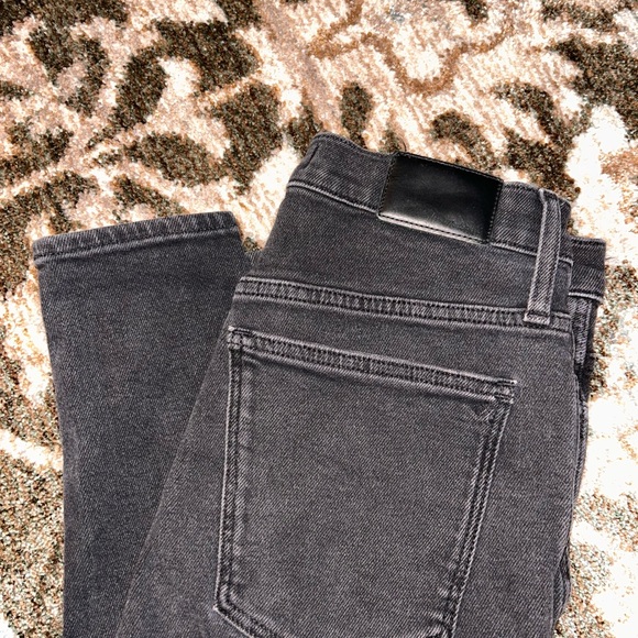 Madewell 10" High-Rise Skinny Jeans in Ballard Wash - Picture 2 of 5